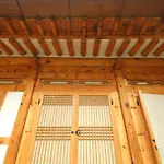 Moon Guesthouse